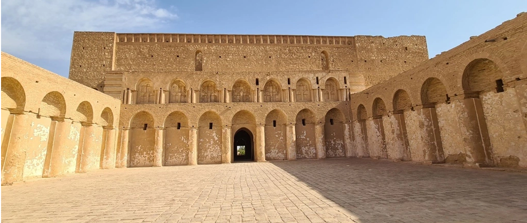 حصن الاخيضر